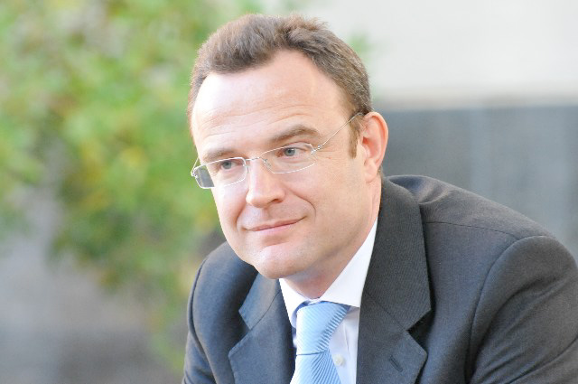 independent analyst Richard Windsor