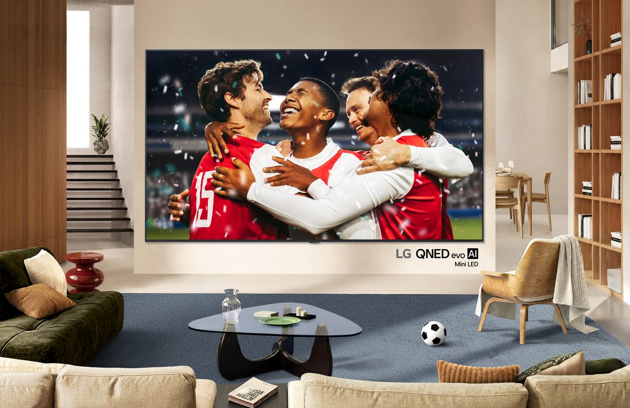 LG QNED evo Mini LED Image 1
