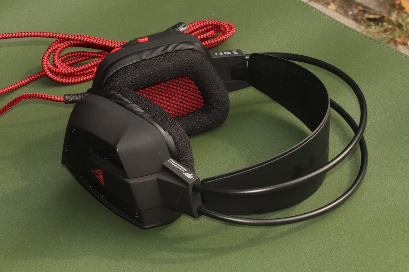 Patriot Viper V360 - 7.1 class LED gaming headset