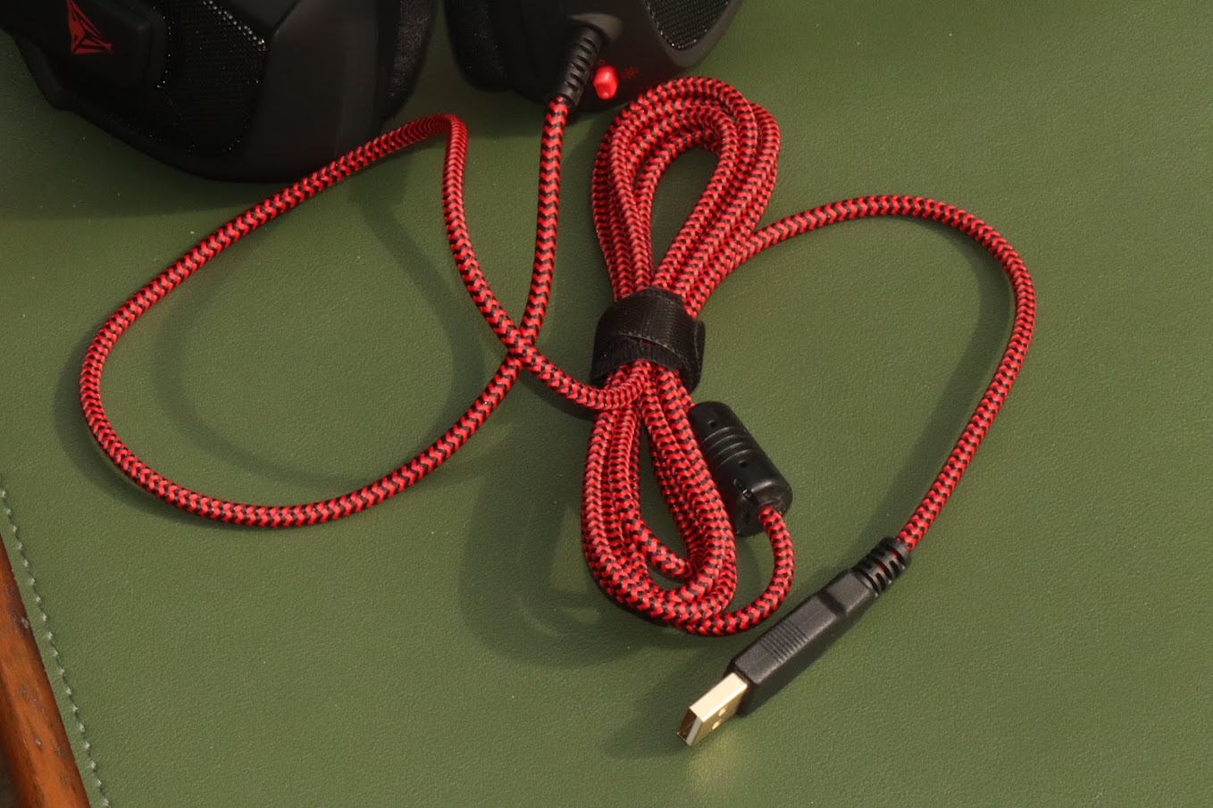 The red cable