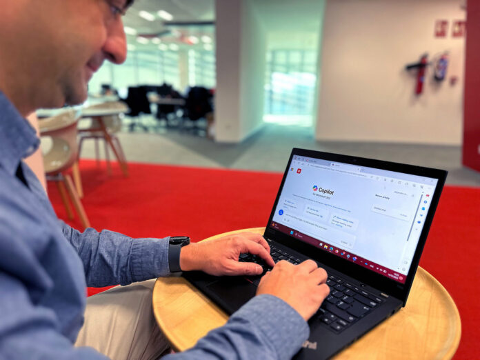 Vodafone and Microsoft sign partnership to bring generative AI and the cloud