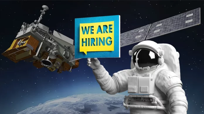 NASA recruits new astronauts for $152,000 and a chance to see Mars
