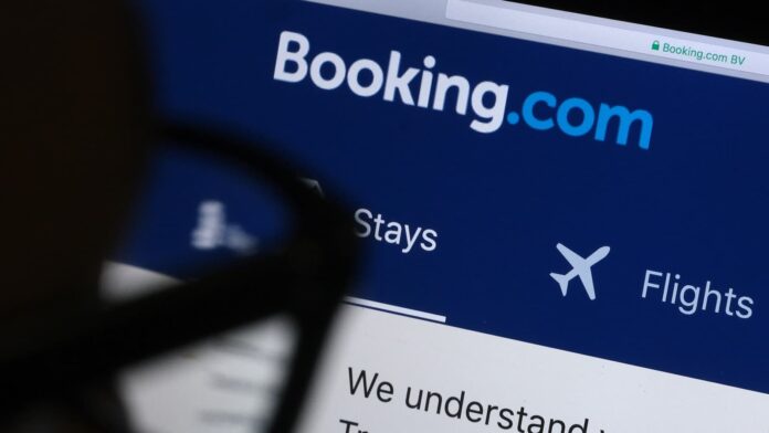 Booking-fraud Fraudsters are luring money from Booking.com and Airbnb