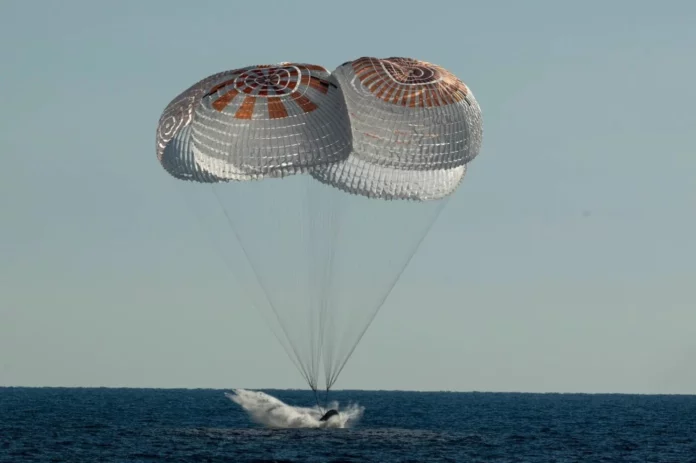 The crew of SpaceX astronauts was hospitalized The crew of SpaceX astronauts was hospitalized