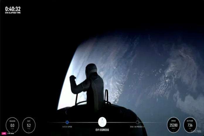 SpaceX loses contact with private astronaut mission before historic spacewalk