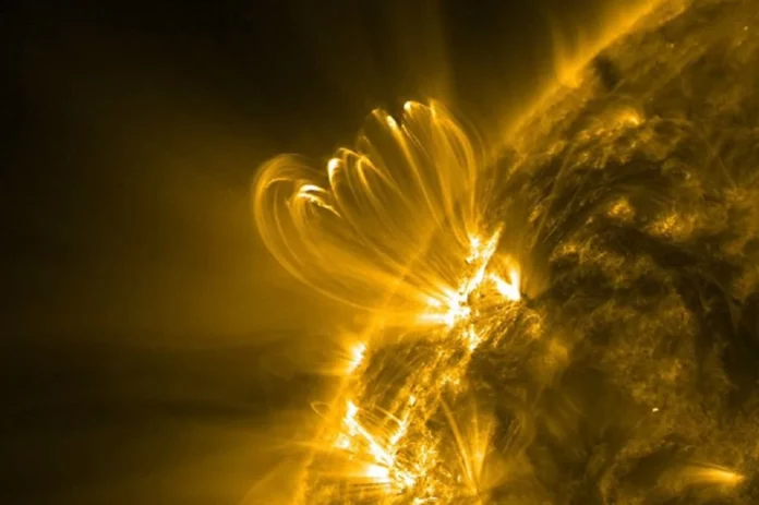 Scientists discover how the Sun behaves before flares Scientists discover how the Sun behaves before flares