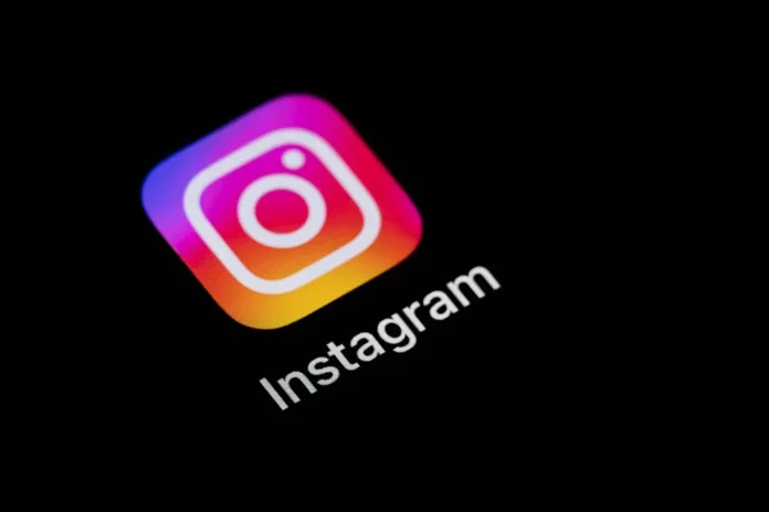Instagram spams with violent and sexual videos