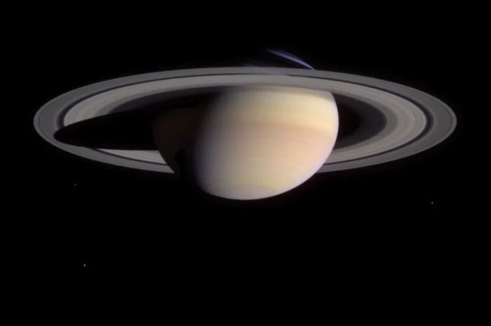 Saturn's rings will disappear from view this weekend Saturn's rings will disappear from view this weekend