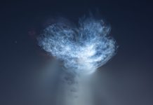 SpaceX Launch Creates Stunning ‘Cosmic Jellyfish’ Phenomenon