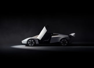 Ferrari CEO Praises Tesla Roadster’s Bold Innovation