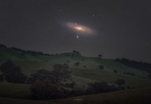Andromeda Galaxy Illuminates Southern Hemisphere Spring Sky in Stunning NASA Image