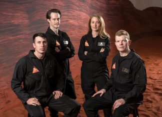 Year-Long Mars Simulation Crew Emerges After 378 Days of Isolation