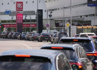 Fuel Shortages Drive Surge in Chinese Electric Vehicle Sales in Russia